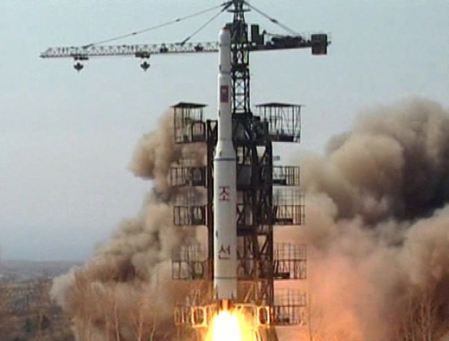KĽDR sťahuje rakety, napätie v Kórei sa znižuje