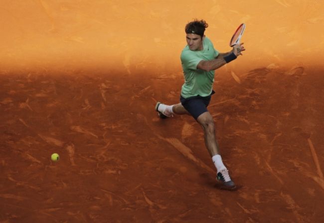 Ďalšia senzácia v Madride, po Djokovičovi vypadol aj Federer