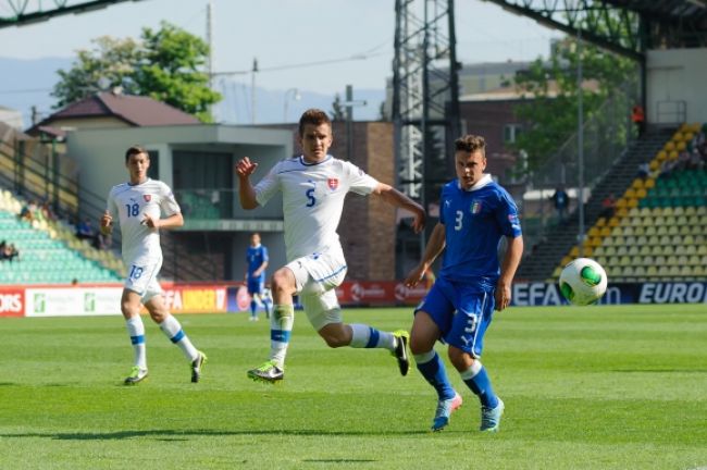 Mladí slovenskí futbalisti si na ME o zlato nezahrajú