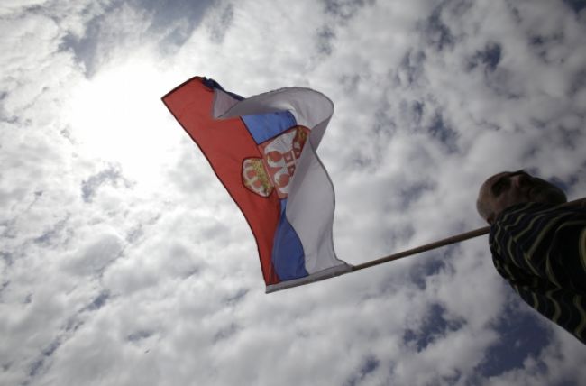 Srbi a Kosovčania budú opäť rokovať o zlepšení vzťahov