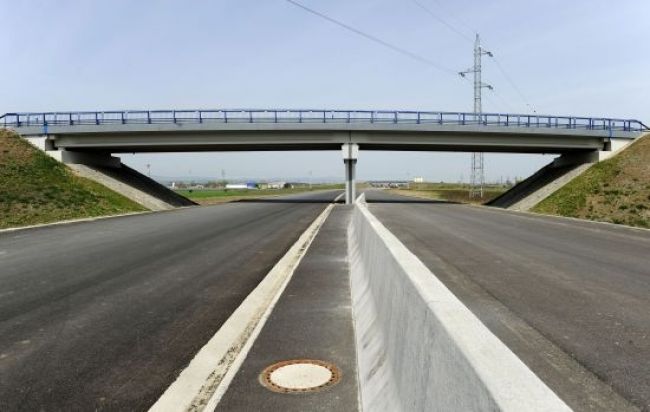 Trasa R4 Košice - Milhosť je hotová na 87 % a mosty na 90 %