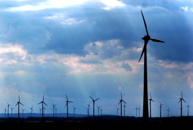 Štát zvažuje extra zaťaženie obnoviteľnej výroby elektriny