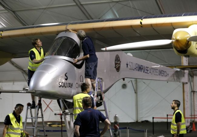 Solárne lietadlo prekonalo historický rekord