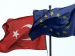 Brusel opäť otvára Ankare dvere do EÚ, Turci reagujú kladne