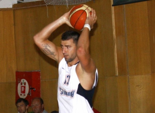 Najužitočnejším basketbalistom českej extraligy je Slovák