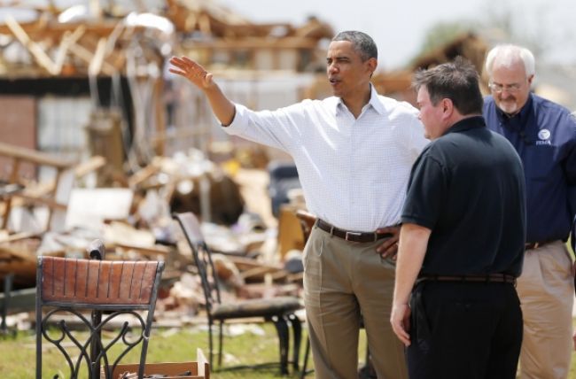 Obama navštívil obyvateľov postihnutých tornádom v Oklahome