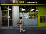 Španielska Bankia napriek finančnej injekcii opäť padá