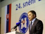 Robert Fico chce na Slovensku tri silné kraje