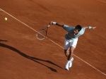 Novak Djokovič v Paríži s ťažkosťami vyradil Goffina