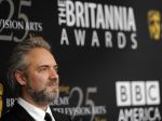 Sam Mendes údajne bude režírovať ďalšiu bondovku