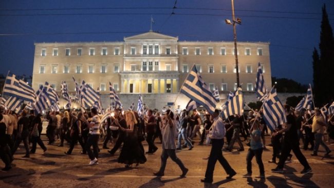 Krv a česť, pokrikovali neonacisti v Aténach