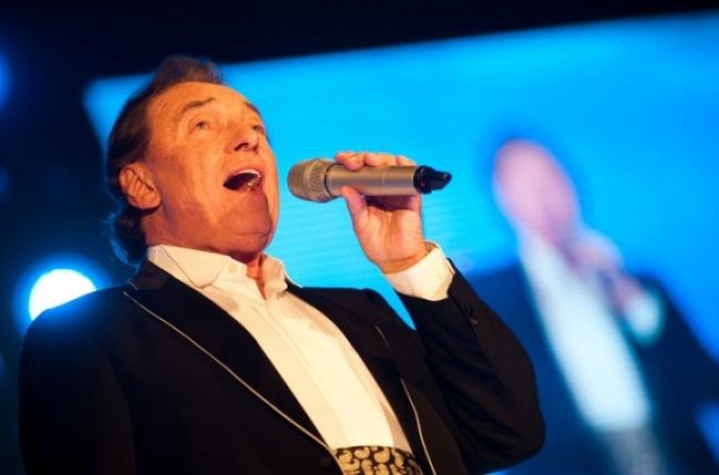 Karel Gott prvý raz zaspieva na festivale Rock for People