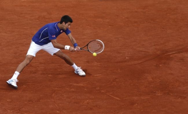 Novak Djokovič na Roland Garros suverénne zvíťazil