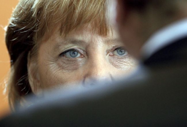 Únia od Paríža očakáva reformy, pripomína Angela Merkelová