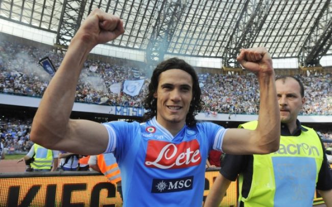 Chelsea ponúka Neapolu za Cavaniho 30 miliónov a Torresa