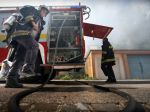V Košiciach horel dom, hasiči zasahovali aj pri nehode