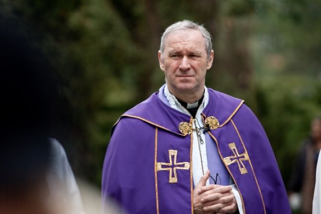 Arcibiskup Robert Bezák môže na Trnavu zabudnúť
