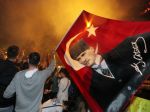 Protesty v Turecku sa zvrhli do násilností