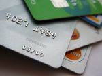 Európska komisia chce regulovať poplatky pri platbe kartou