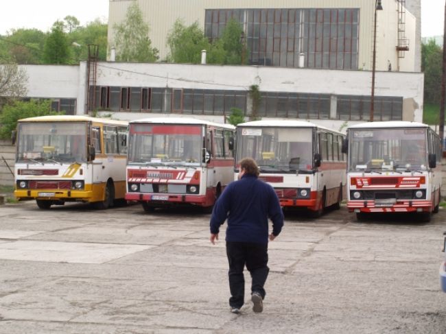 Autobus pri cúvaní prešiel Prešovčana, zomrel na mieste