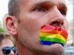 Rusi chcú zákazať propagáciu homosexuality a hanobenie viery