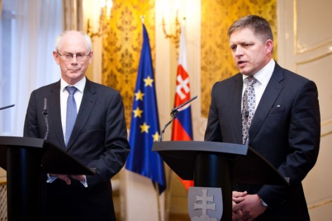 Prioritou je dostať EÚ z krízy, povedal van Rompuy Ficovi
