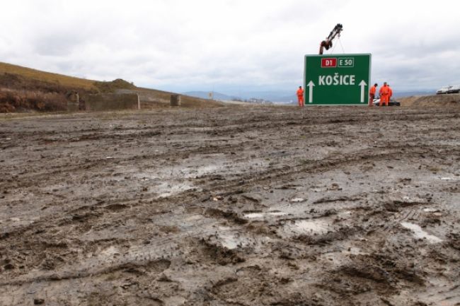 Doprastav možno postaví diaľnicu s tunelom Višňové