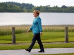 Merkelová chce postaviť nemčinu k angličtine a francúzštine