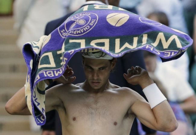 Senzácia na Wimbledone, Rafael Nadal vypadol už v prvom kole