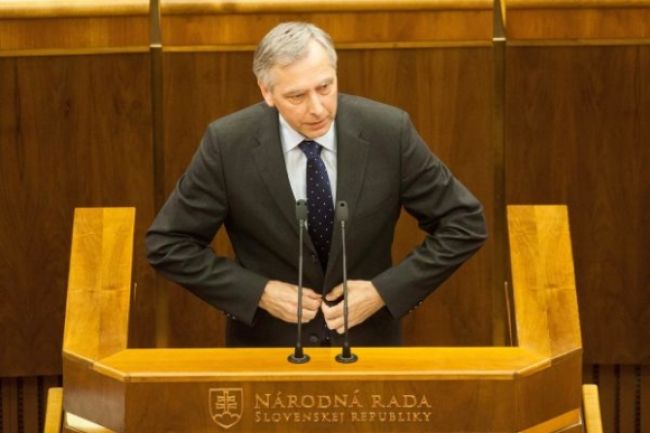 Znižovanie trestných sadzieb za drogy je podľa Figeľa chybou