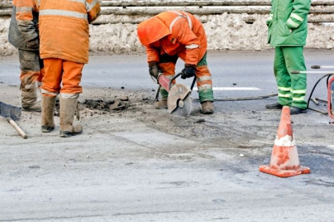 Na frekventovanej ulici v Dolnom Kubíne budú vymieňať asfalt