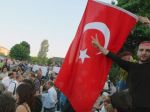 Polícia rozohnala demonštrantov v Ankare slzotvorným plynom