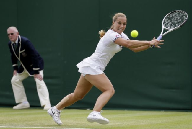 Cibulková dala súperke vo Wimbledone takmer dva kanáre