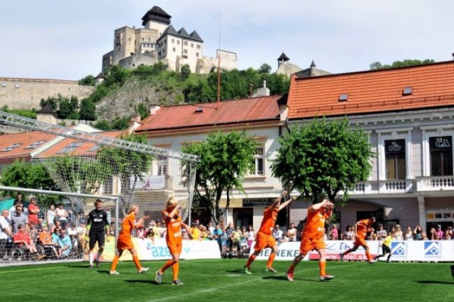 Slovenské hviezdy budú hrať futbal pre deti