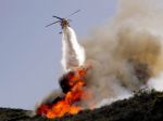 Kaliforniu a Nové Mexiko sužujú požiare, evakuovali ľudí
