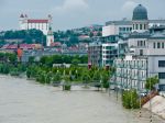Dunaj mení mesto na nepoznanie, hladina stále stúpa