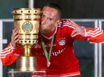 Ribéry ostane v Bayerne o dva roky dlhšie, Van Buyten o rok