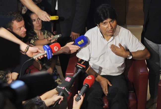 Paríž sa kajá Bolívii, že zatvoril nebo pre Eva Moralesa