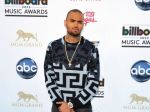 Chris Brown na album zaradil duet s expriateľkou Rihannou