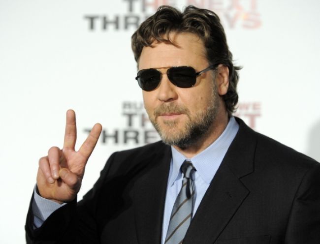 Russell Crowe je za nakrútenie prequelu Muža z ocele