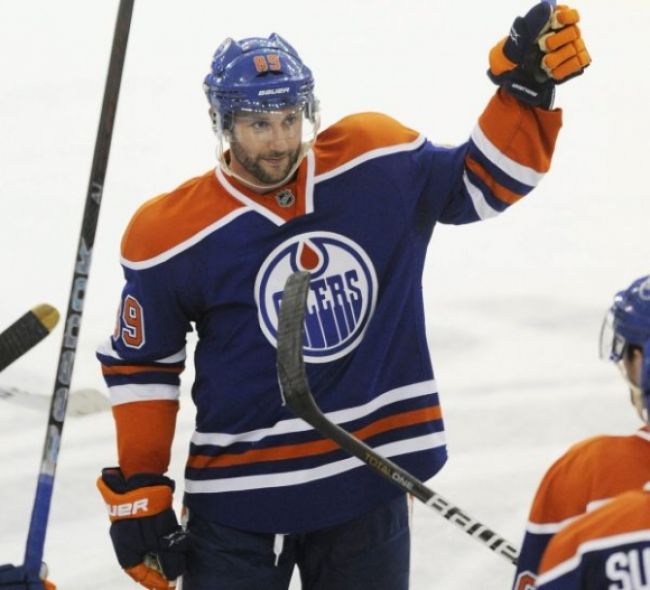 O arbitráž požiadalo 21 hráčov NHL, aj Gagner či White