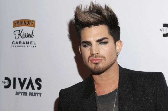 Spevák Adam Lambert si zahrá v seriáli Glee