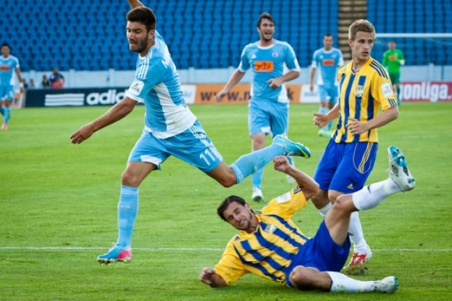 Slovan prekvapujúco remizoval s nováčikom Corgoň ligy