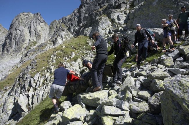 Horských záchranárov volá každým rokom viac turistov o pomoc