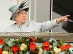 Kráľovná Alžbeta II. posvätila homosexuálne manželstvá