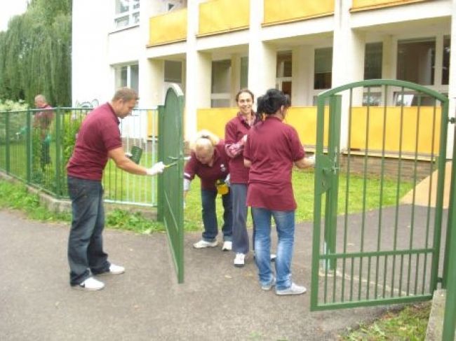 Dobrovoľníci na severe pomáhali seniorom i najmenším