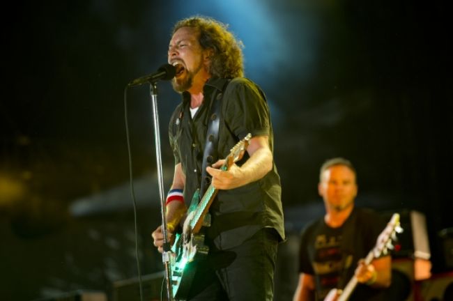 Pearl Jam predstavili na koncerte v Chicagu dve nové skladby