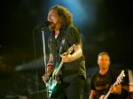 Pearl Jam predstavili na koncerte v Chicagu dve nové skladby