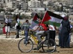 Mier medzi Izraelom a Palestínou musí prejsť referendom