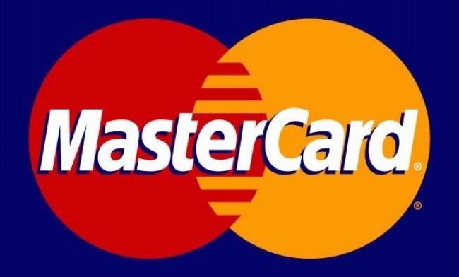 MasterCard sa poplatková politika nepáči, chce spolupracovať